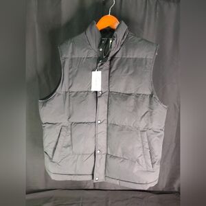 NWT Men's St John's Bay Black Quilted Vest